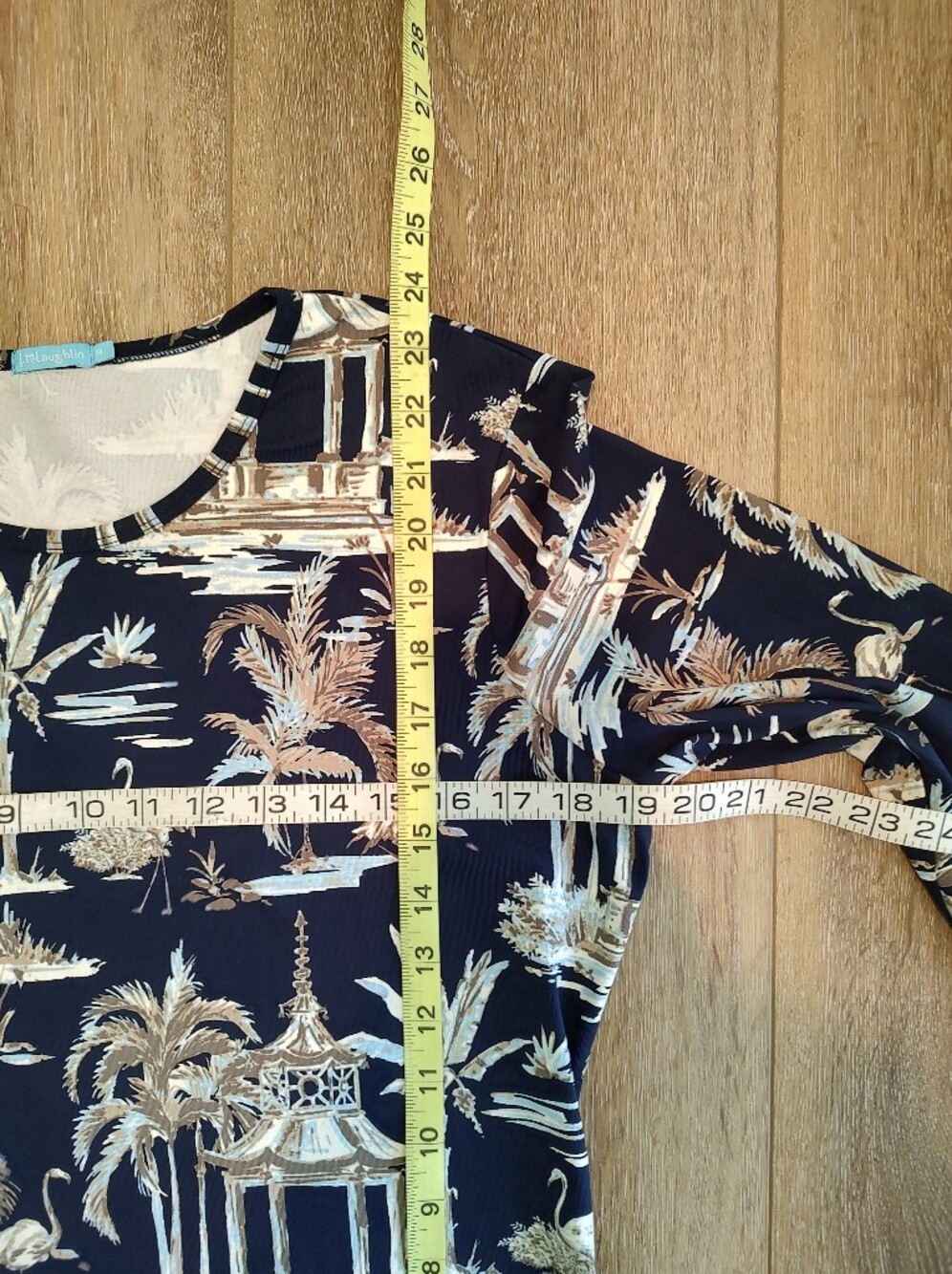J. McLaughlin Navy Blue Pagoda Palms Signature Tee Catalina Cloth 3/4 Sleeves M - Picture 3 of 8